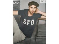 Мужская футболка Livergy...