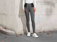 Моделюючі джеггінси з... 2